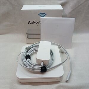 Apple Airport Extreme 802.11n 5th Gen A1408 White Wireless Router